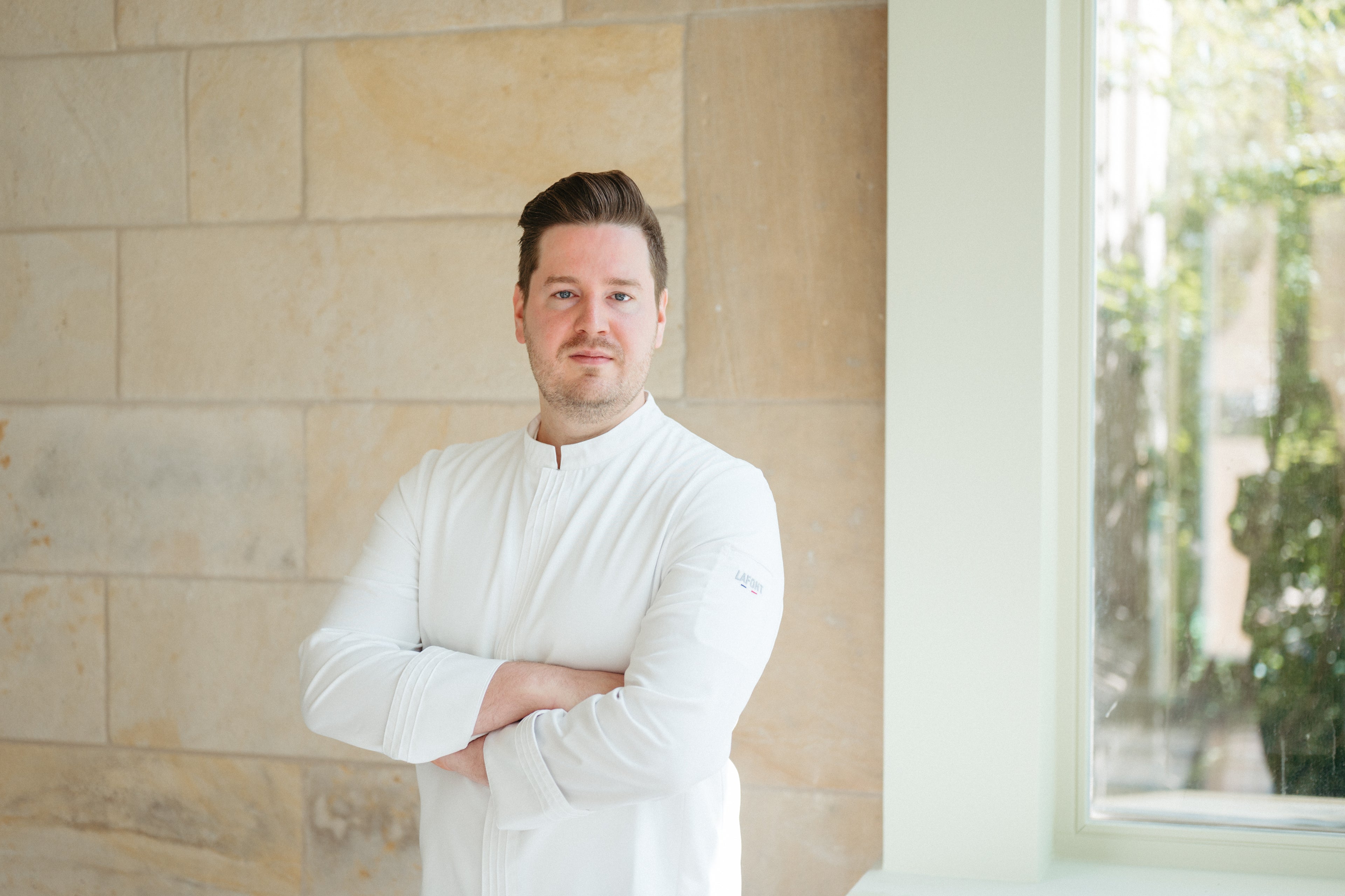 slider image slider_item_r6RQrX